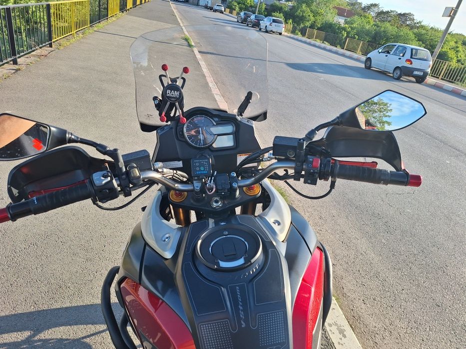 Suzuki Vstrom 1000