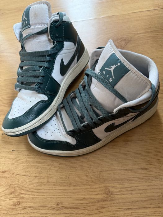 Adidasi Jordan, in conditii bune