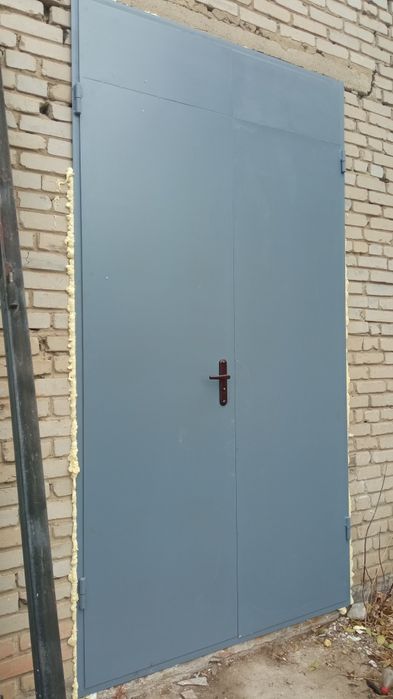 Железные (металлические) двери...