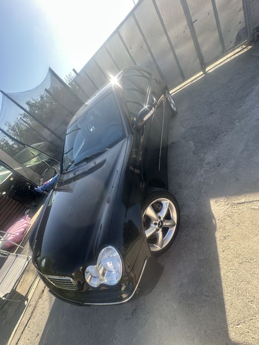 Mercedes C180 automat