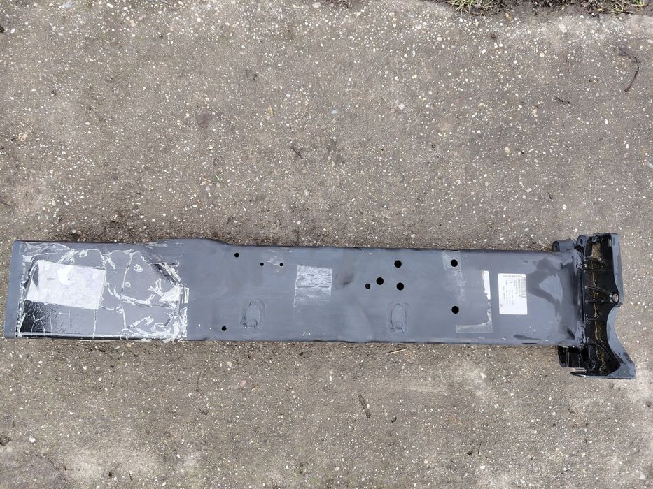 Traversa lonjeron 4m0805110m