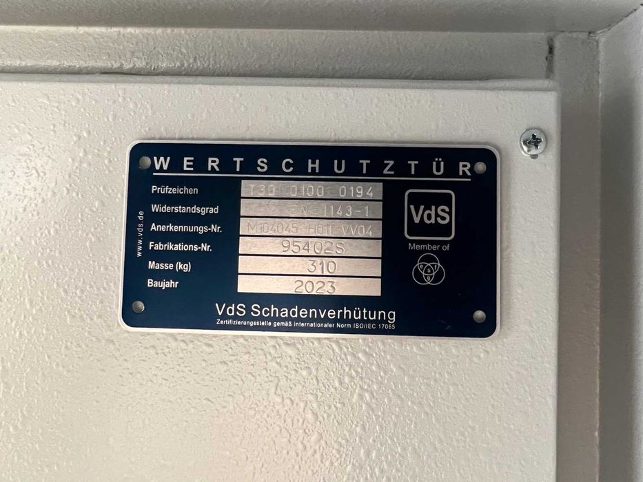 Немска трезорна врата висок клас.