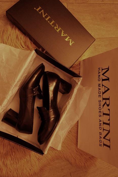 Елегантни дамски обувки MARTINI