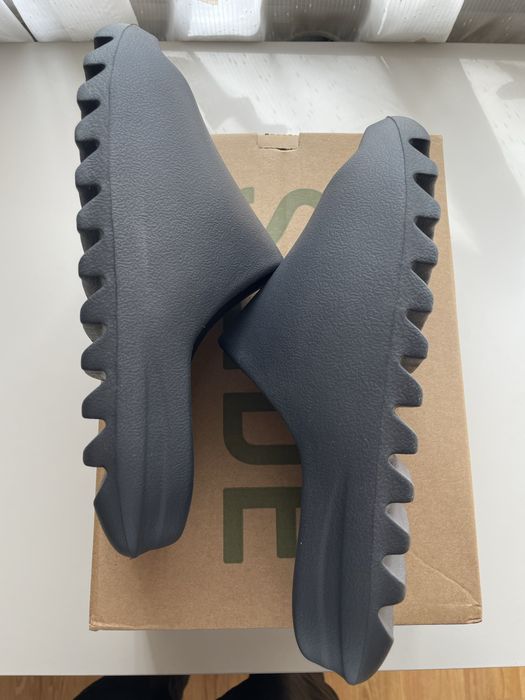 Adidas Yeezy Slide 43