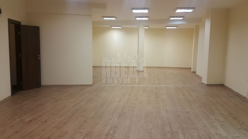 Продава се Офис в Варна, Център - 144 кв.м за 834 €/кв.м - Снимка #2