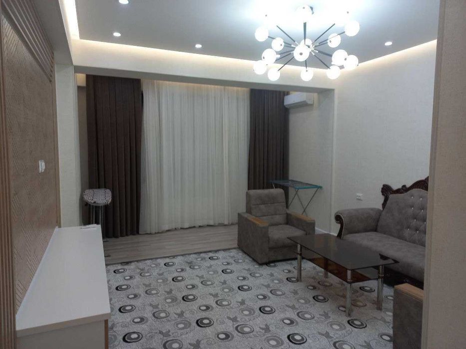 Сдаётся 2-комн 1-нотариус, 70 м²