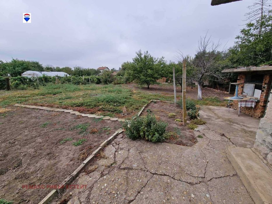 Селска къща за продажба в с. Борисово