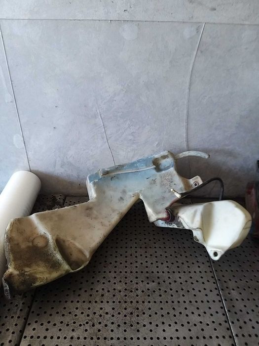 Vas lichid parbriz audi a4 b6 8e 8e0955453aq
