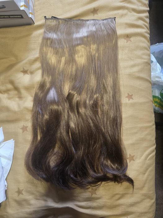 Vând extensii din par natural cu clips.Produs nou