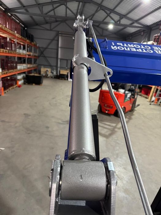 Фронтальный погрузчик КУН 1000кг