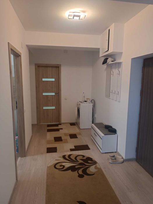 Vând apartament doua camere