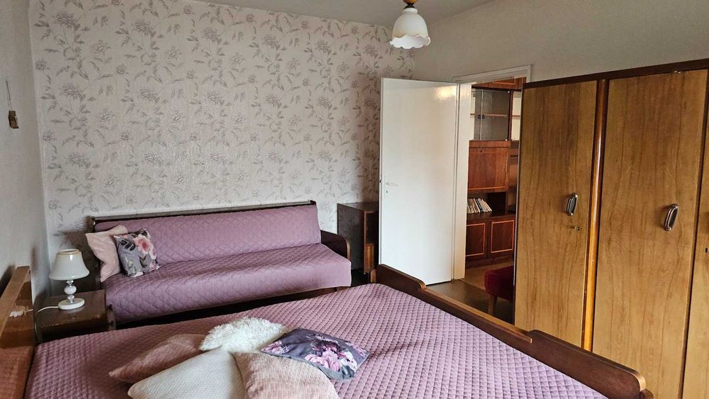 Голям 2-стаен, обзаведен с чудесна локация и цена