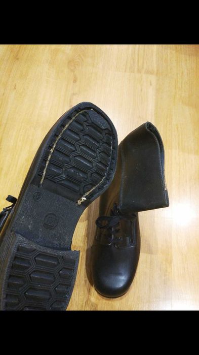 Черни мъжки боти естествена кожа