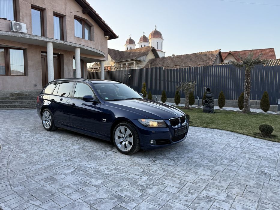 Bmw seria 3 ~ 320D~ XDRIVE~ Automat ~ Panoramic~ BiXenon~ Full Led ~