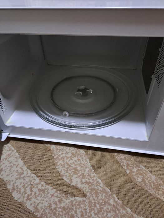 Продам микроволновую печь