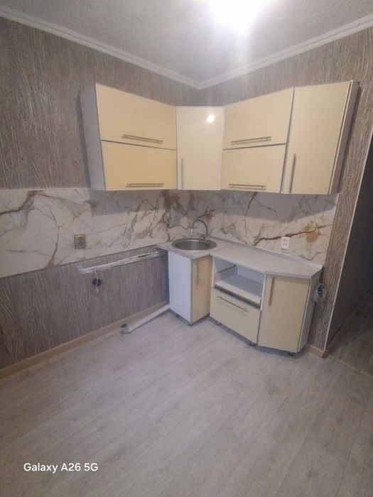 1 ком кв сдам без мебели