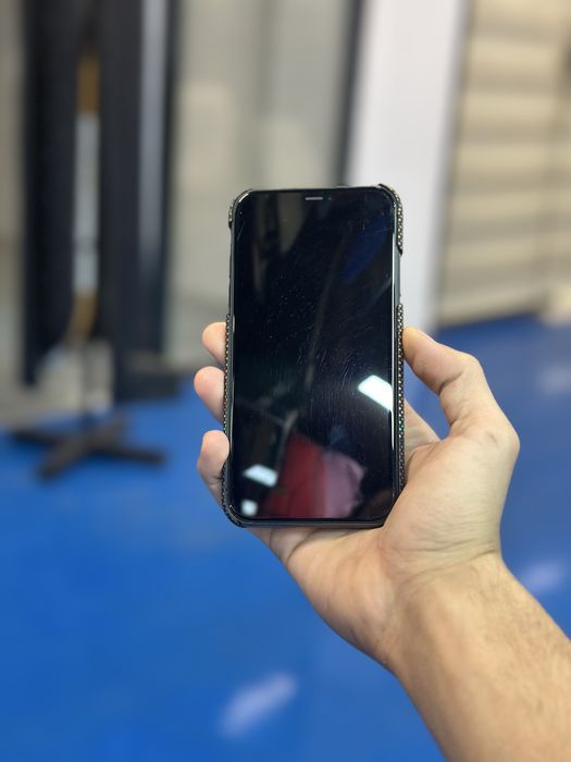 Iphone 11 64gb qora
