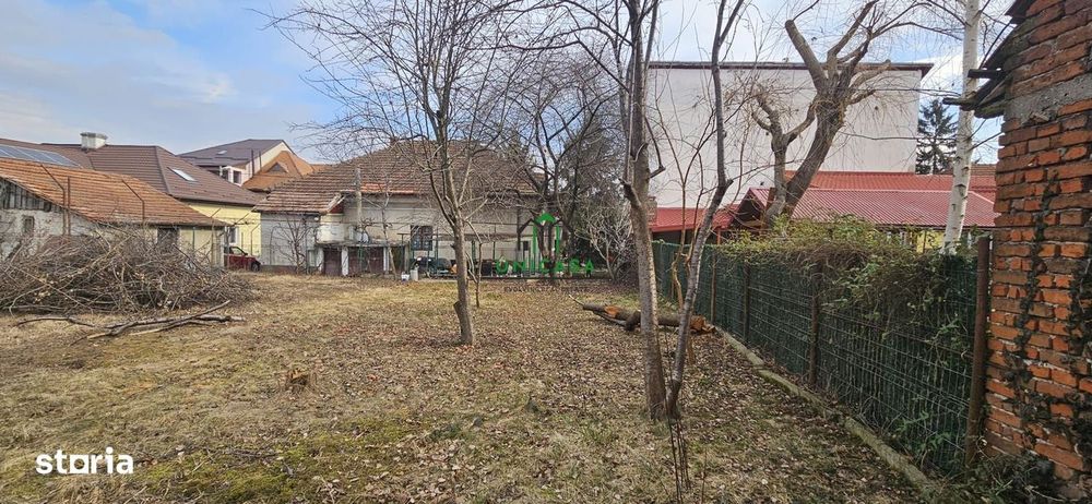 Casa Centru/ 4 camere / teren 920mp