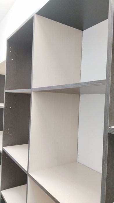 Тумба ,стенка ,ламинат