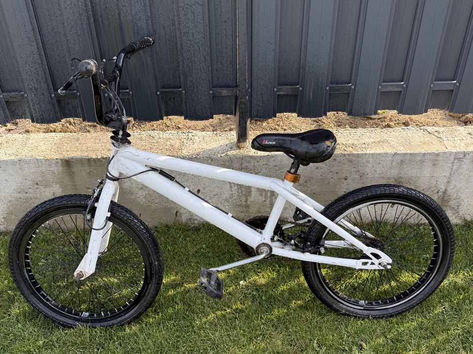 Vand bicicleta BMX