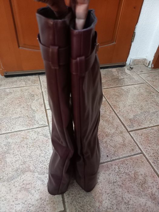 Дамски ботуши бордо