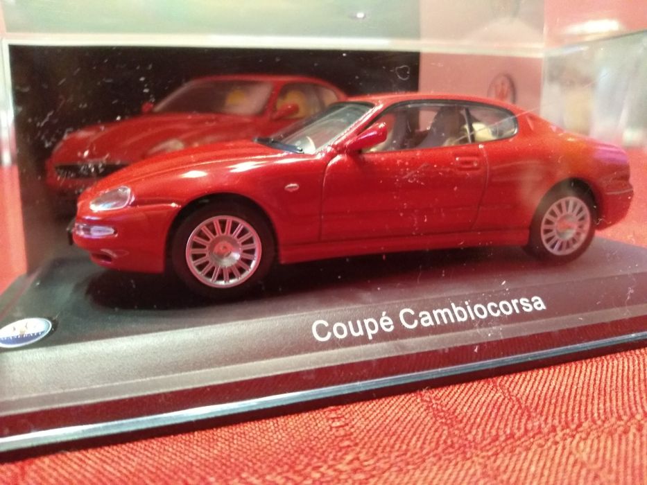 Колекционерски метални колички 1/43 Maserati / Leo models, White box