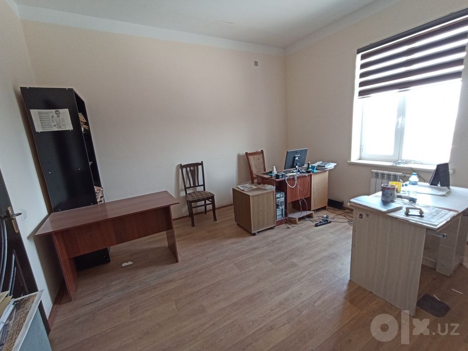 Baza ofis sotiladi