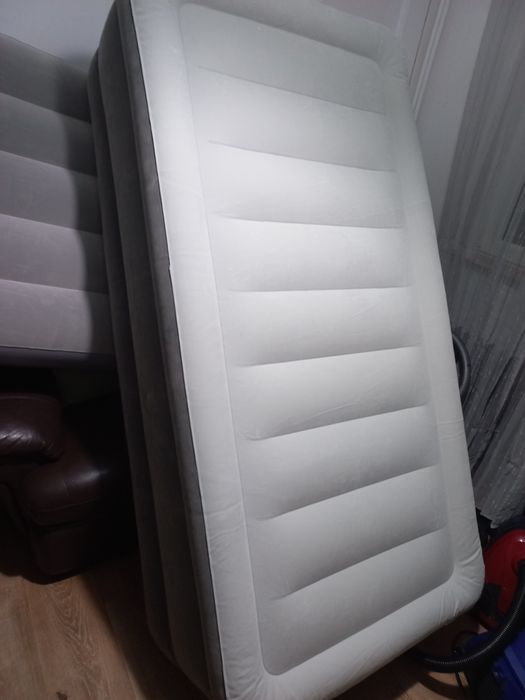 Saltele gonflabile cu pompa 97×191 x40cm