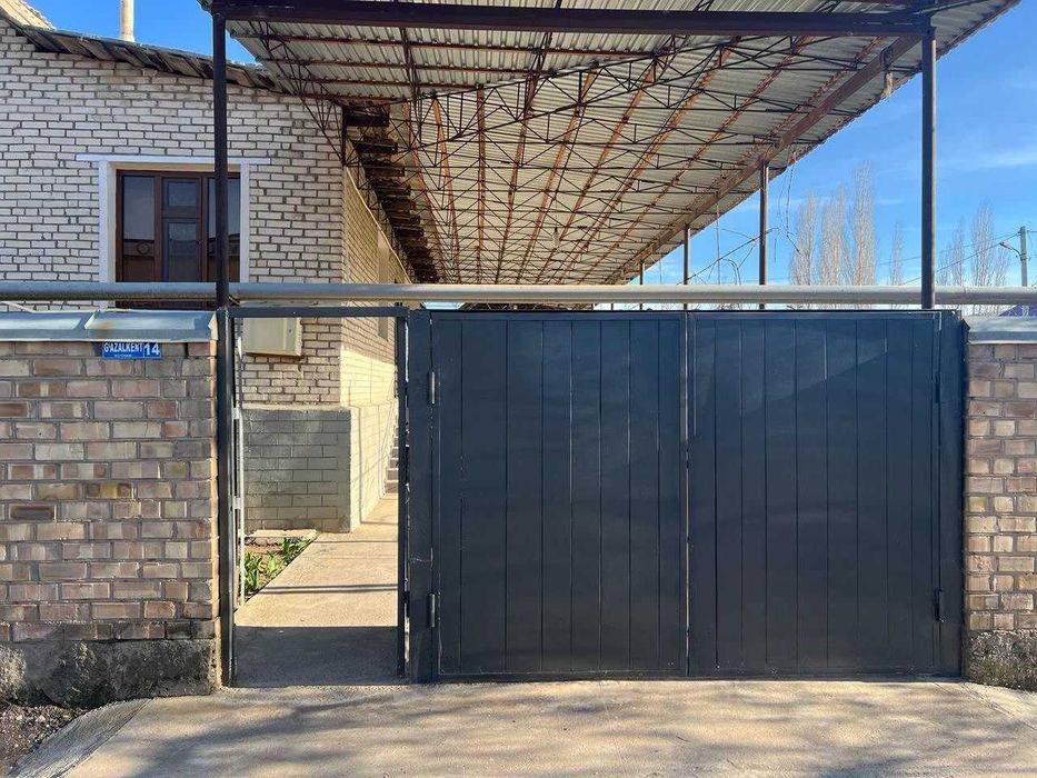 Дом с удобной локацией и на чистом воздухе для жилья или под бизнес