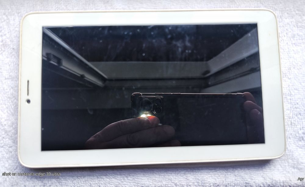 Alcatel ONE TOUCH Pixi 3 7'' 3G 9002X на части