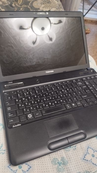 Ноутбук б/у, в хорошем состоянии