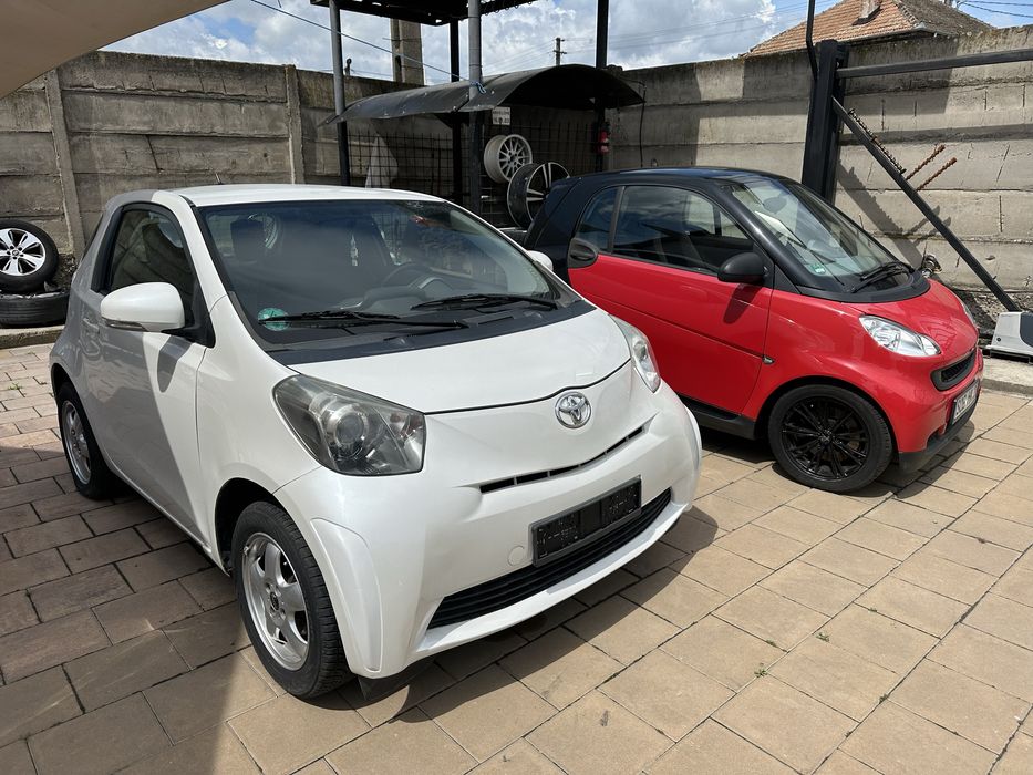 Vând Toyota IQ , stare bună. Unul cu numere altul fara . Ptr detalii s