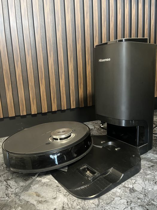 Робот прахосмукачка Hisense с автоматична станция – гаранция 1 година