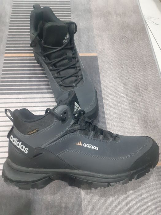 Продам термо кроссовки