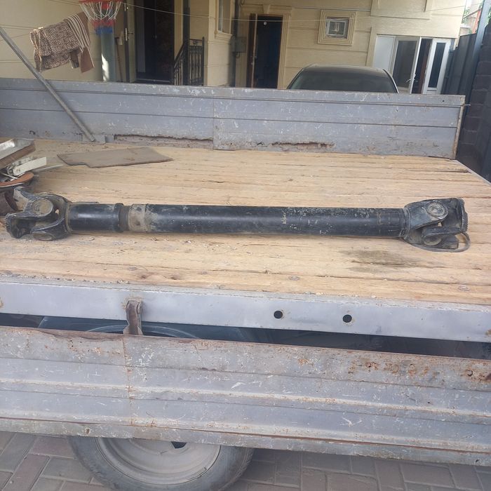 Карданный вал на ДонгФенг.