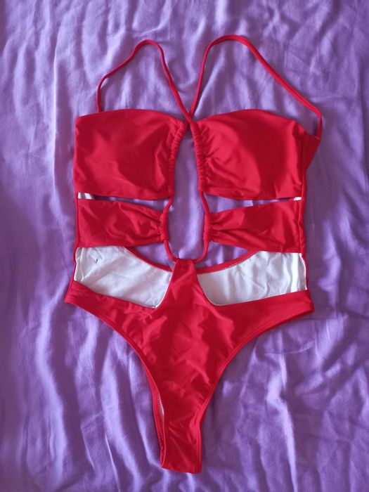 Червен дамски бански