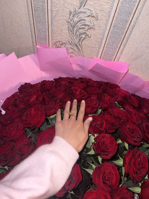 Цветы 101 красные розы