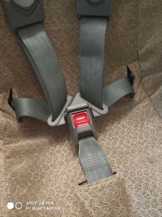 Автомобильное детское кресло Chicco