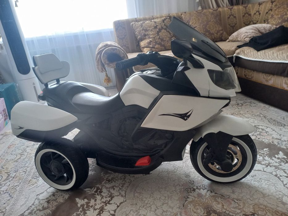 Машинка для детей