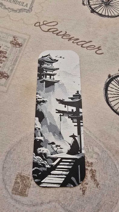 3D принтирани книгоразделители - азиатско вдъхновение и изящен дизайн