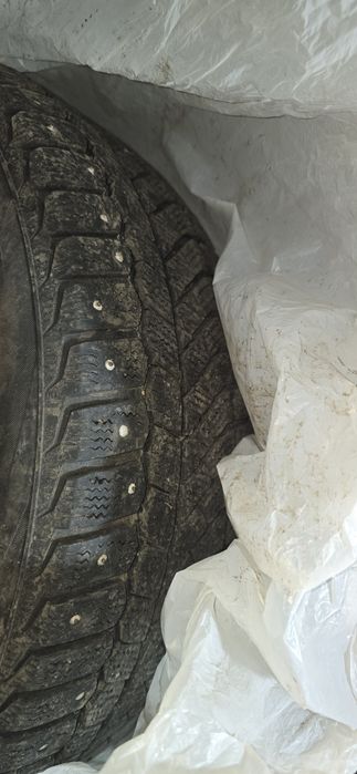 Продам зимние шины