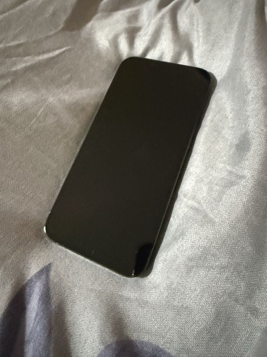 iPhone 13 pro заключен