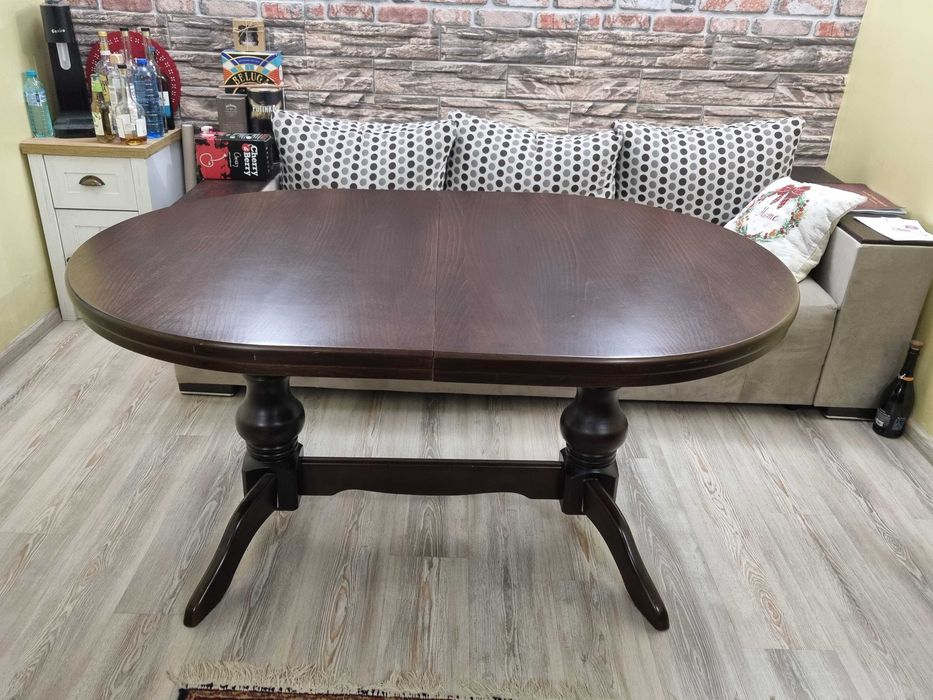 Трапезна маса масив