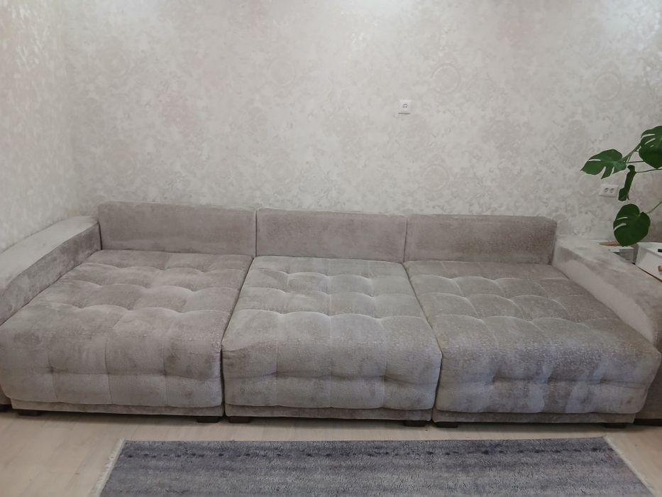 Продам диван в отличном состоянии.