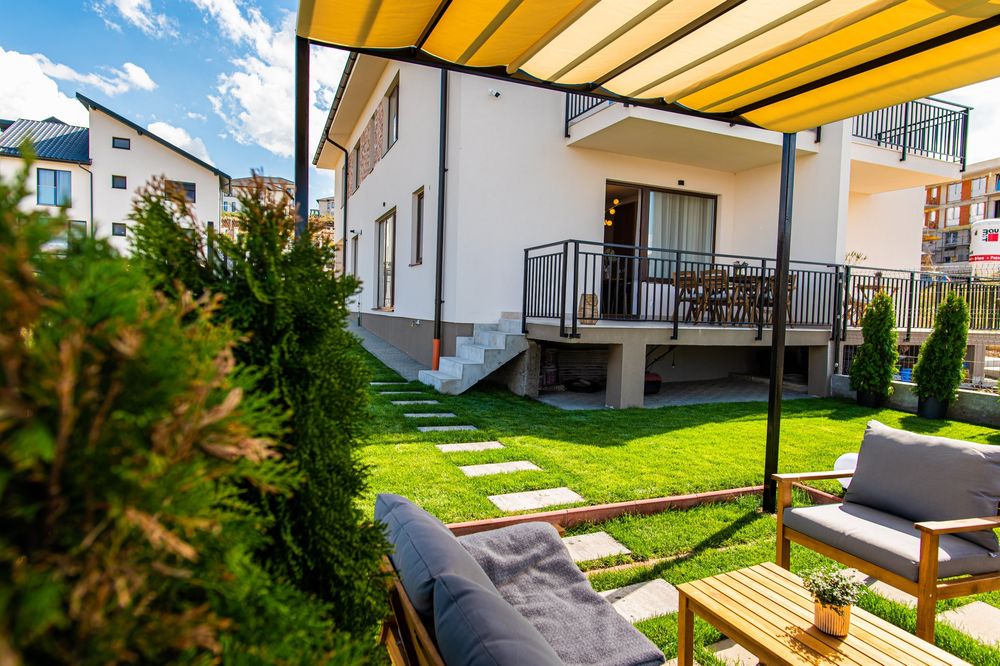 Duplex/Casa - Untold