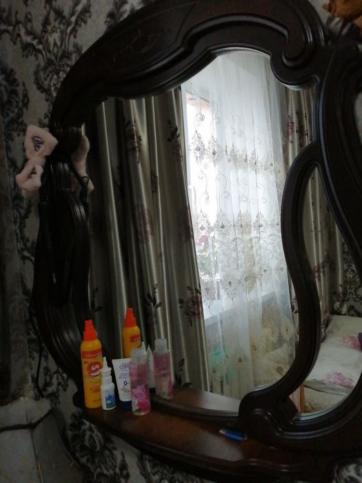 Продам спальный гарнитур