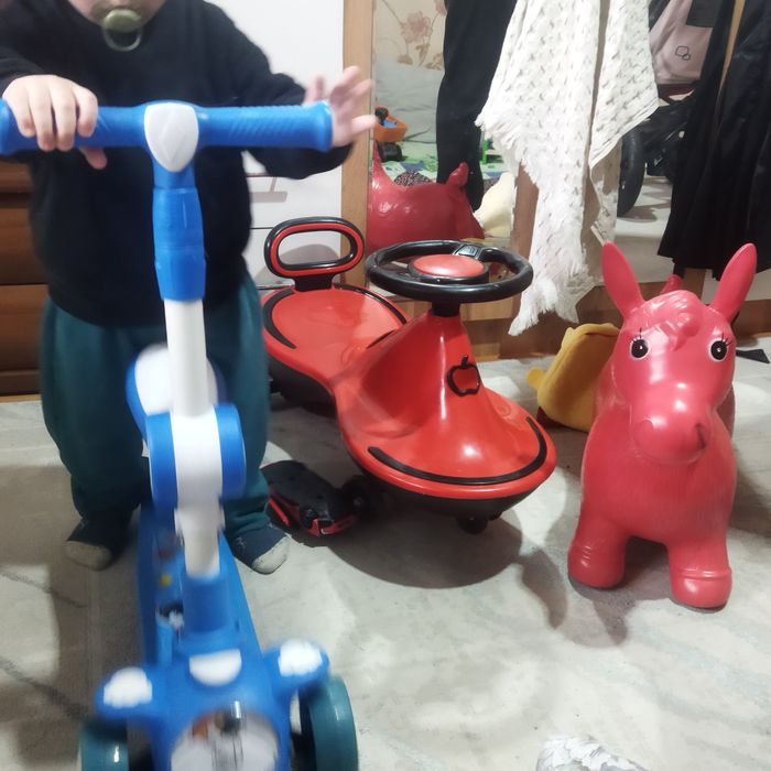 продам самокат толокар