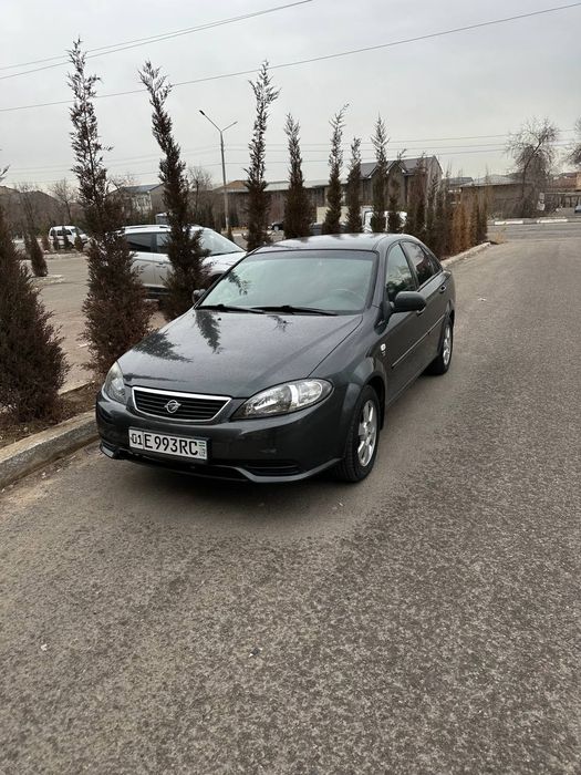 Gentra sotiladi srochno uzimiki