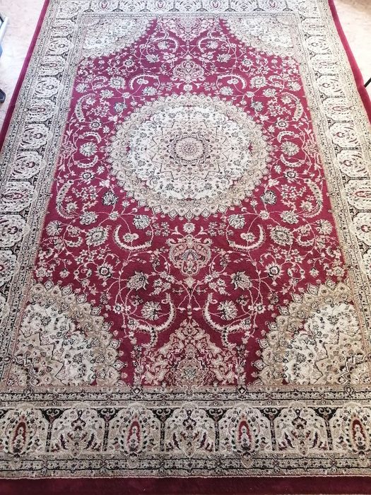 Продаю Ковёр 2*3 м