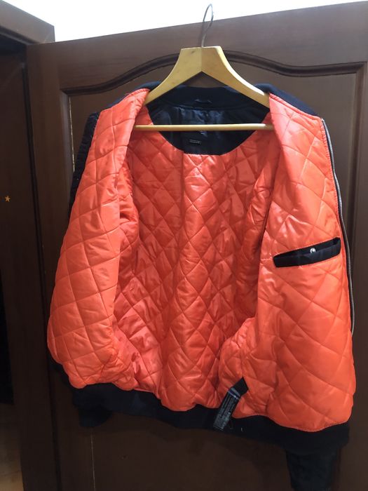 Продам зимнюю куртку